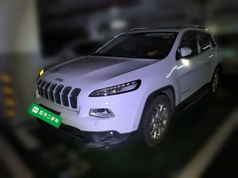 Jeep Cherokee, 2016
