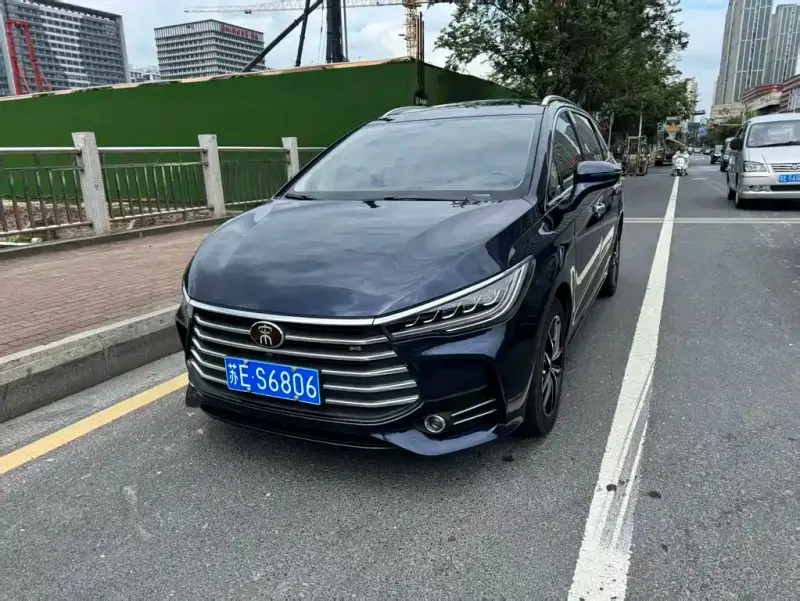 BYD MAX, 2019