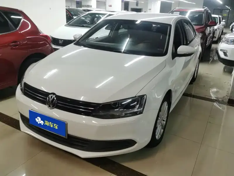 Volkswagen Sagitar, 2015