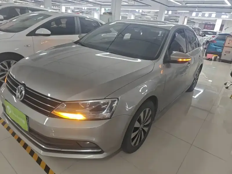 Volkswagen Sagitar, 2017