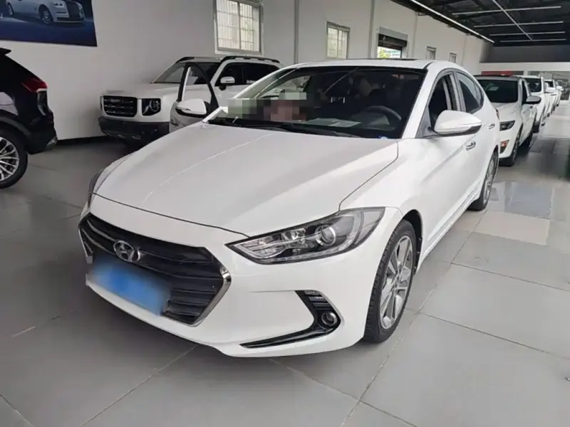 Hyundai Elantra, 2018
