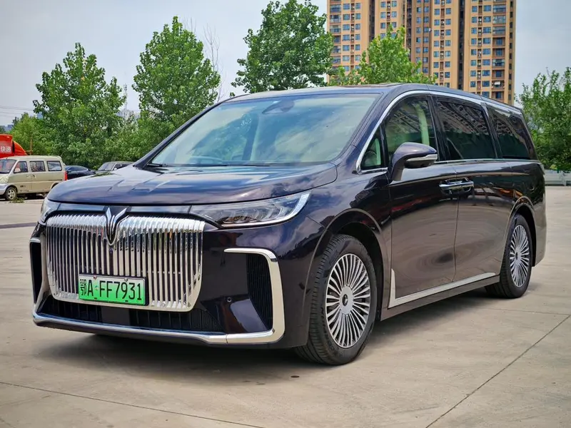 Voyah Dreamer PHEV, 2025