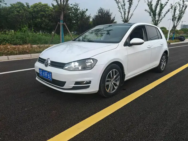 Volkswagen Golf, 2016
