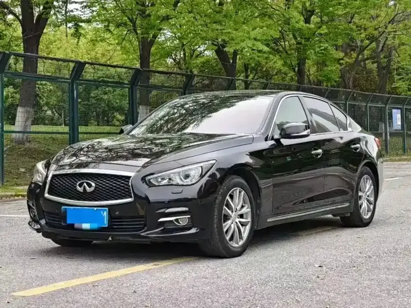 Infiniti Q50L, 2016