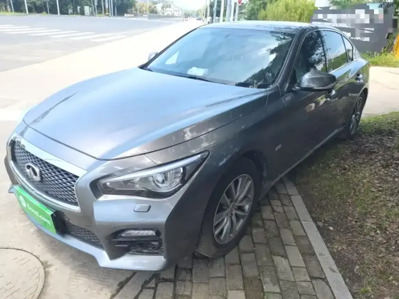 Infiniti Q50L, 2015