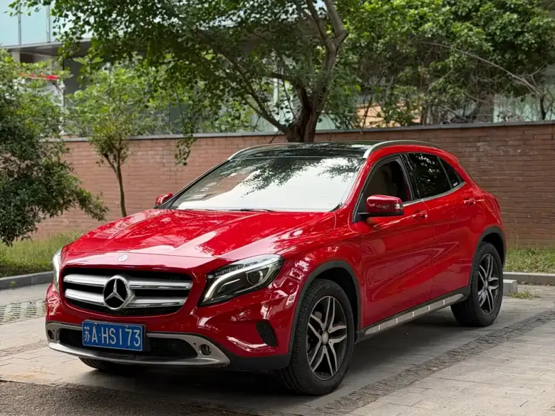 Mercedes-Benz GLA, 2016