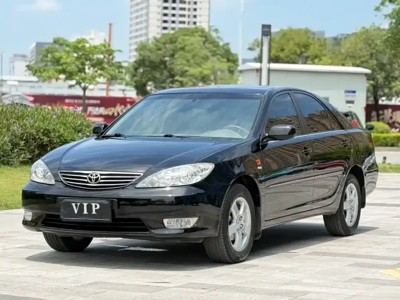 Toyota Camry, 2005