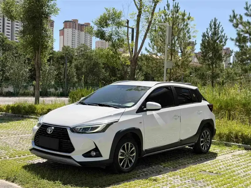 Toyota Yaris L, 2023