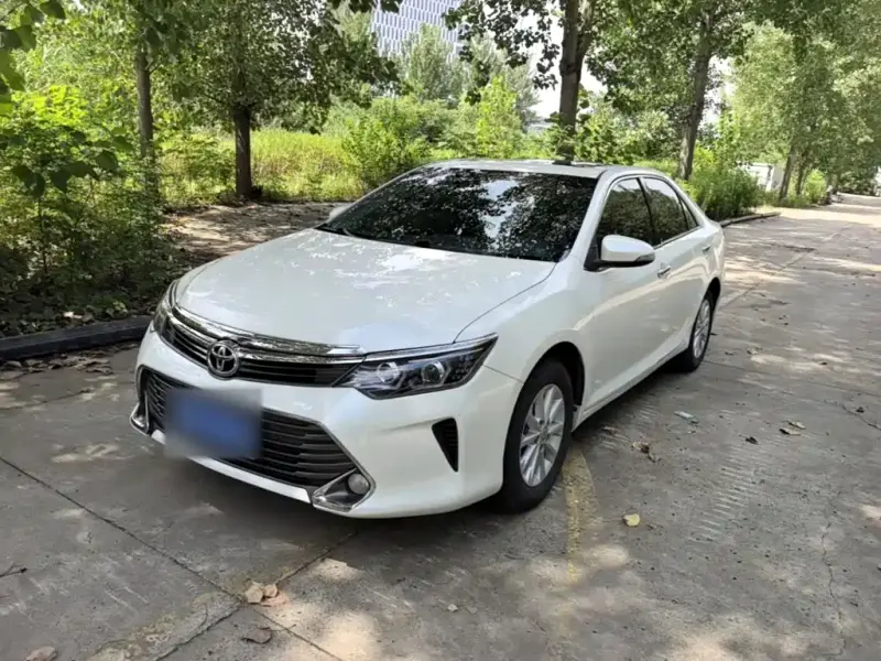 Toyota Camry, 2016