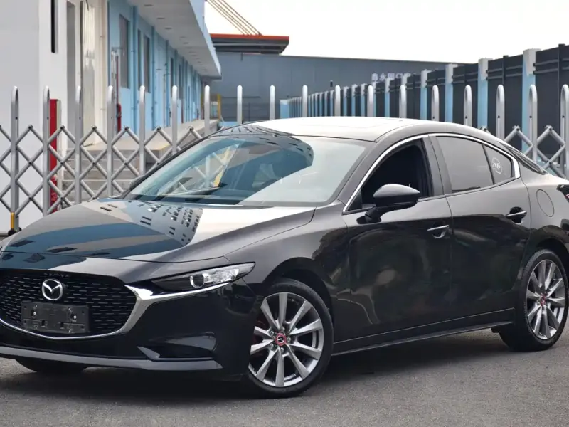 Mazda 3 Axela, 2021