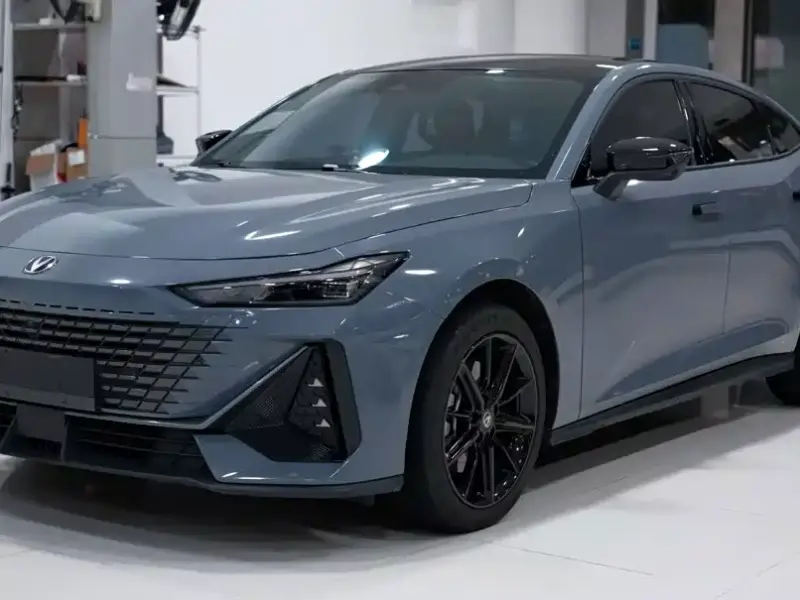 Changan UNI-V iDD, 2023