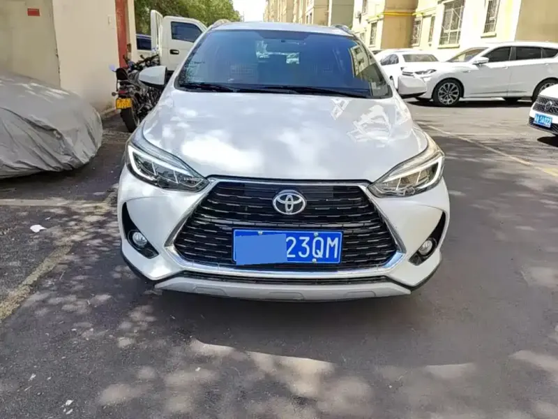 Toyota Yaris L, 2023