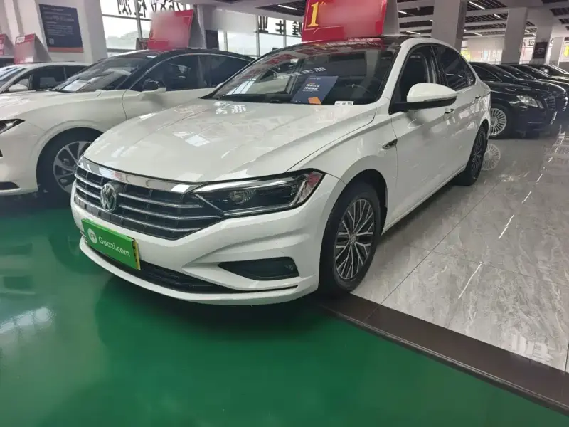 Volkswagen Sagitar, 2021