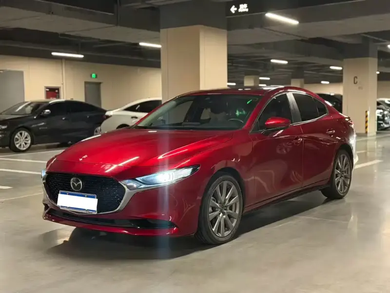 Mazda 3 Axela, 2022