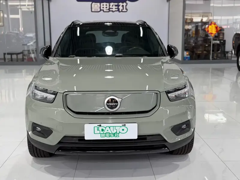 Volvo XC40 NEV, 2020