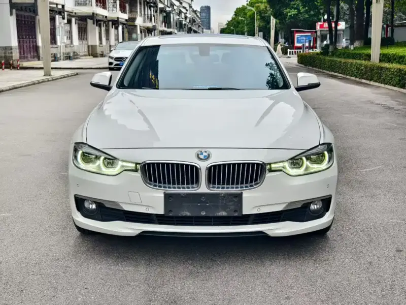 BMW 3 Series, 2018