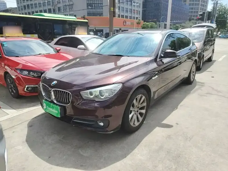 BMW 5 Series GT, 2015