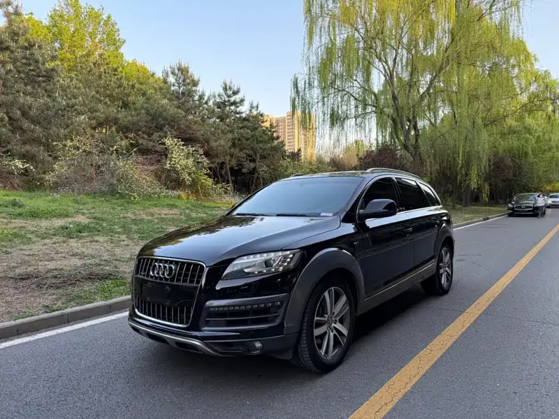 Audi Q7, 2015
