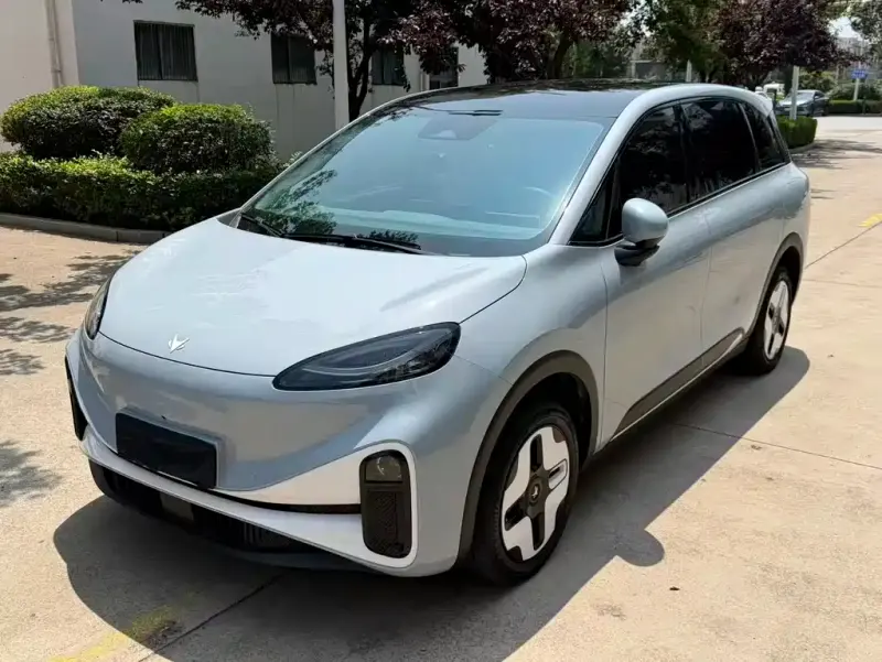 ARCFOX S, 2025