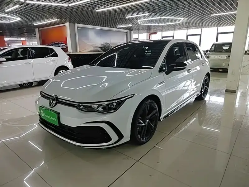 Volkswagen Golf, 2021