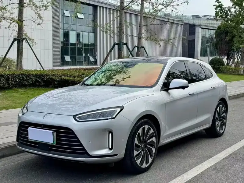 AITO M5, 2022