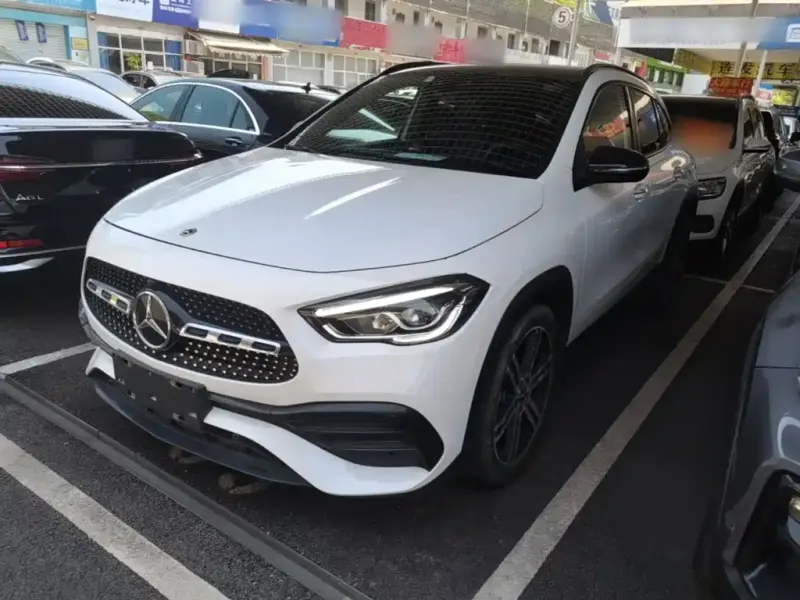 Mercedes-Benz GLA, 2021