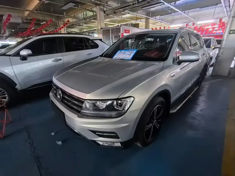 Volkswagen Tiguan L, 2020