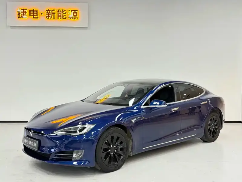 Tesla Model S, 2018