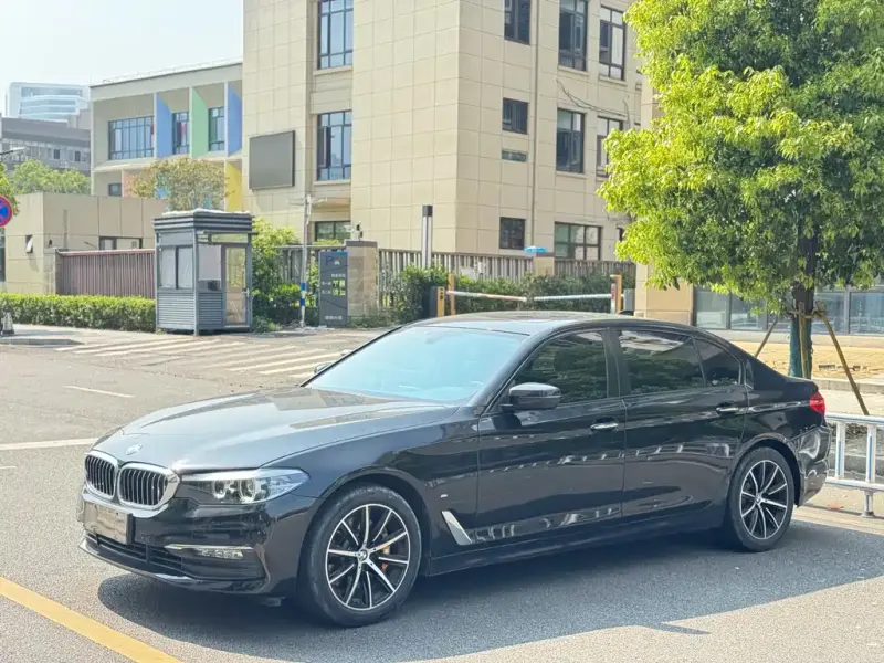 BMW 5 Series, 2018
