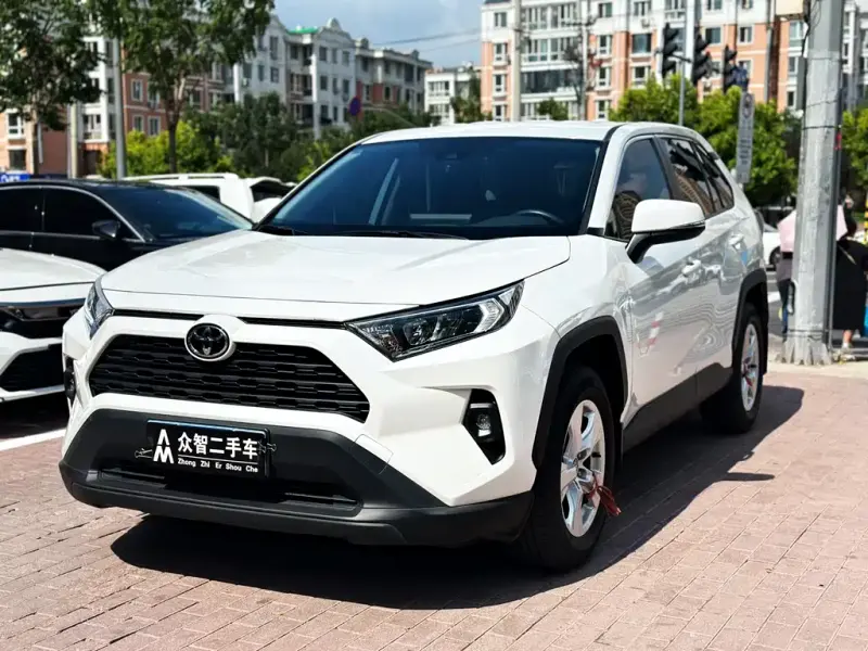 Toyota RAV4, 2023