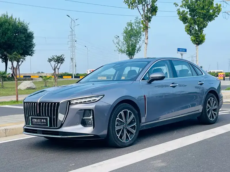 Hongqi H5 PHEV, 2025