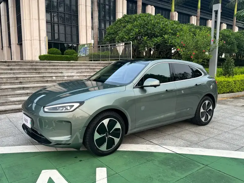 AITO M5, 2023