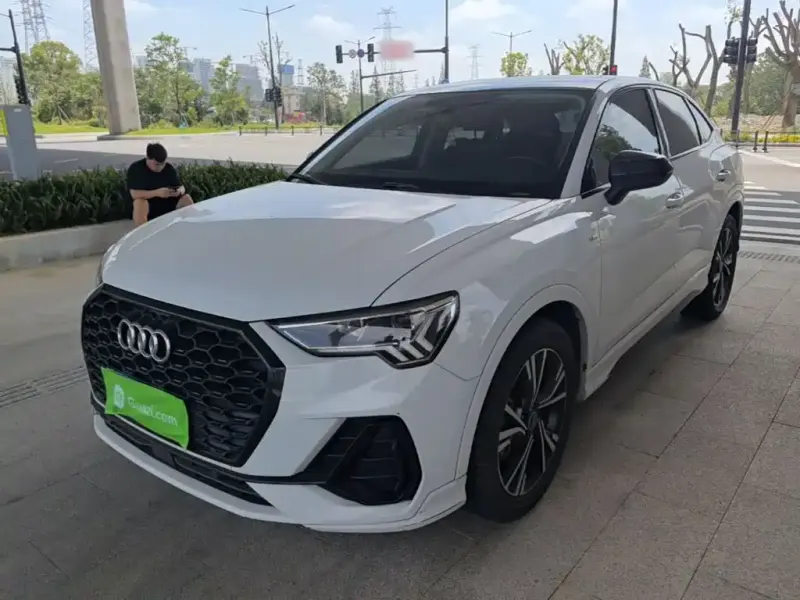 Audi Q3 Sportback, 2022
