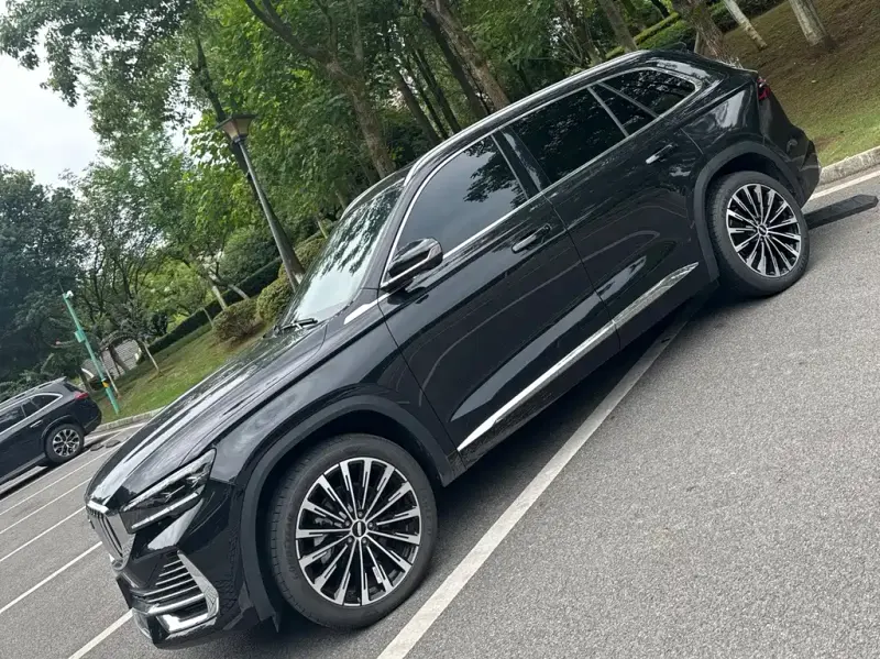 Geely Xingyue L, 2025