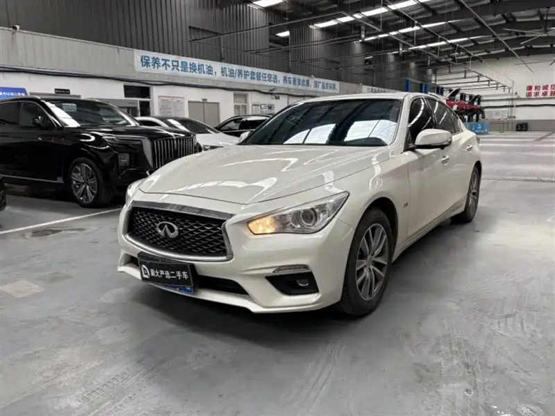 Infiniti Q50L, 2023
