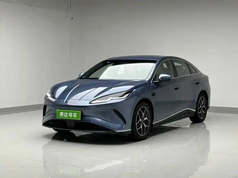BYD 06, 2025