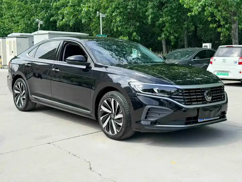 Volkswagen Passat, 2024