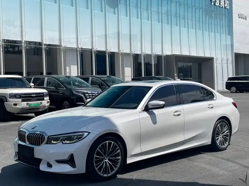 BMW 3 Series, 2020