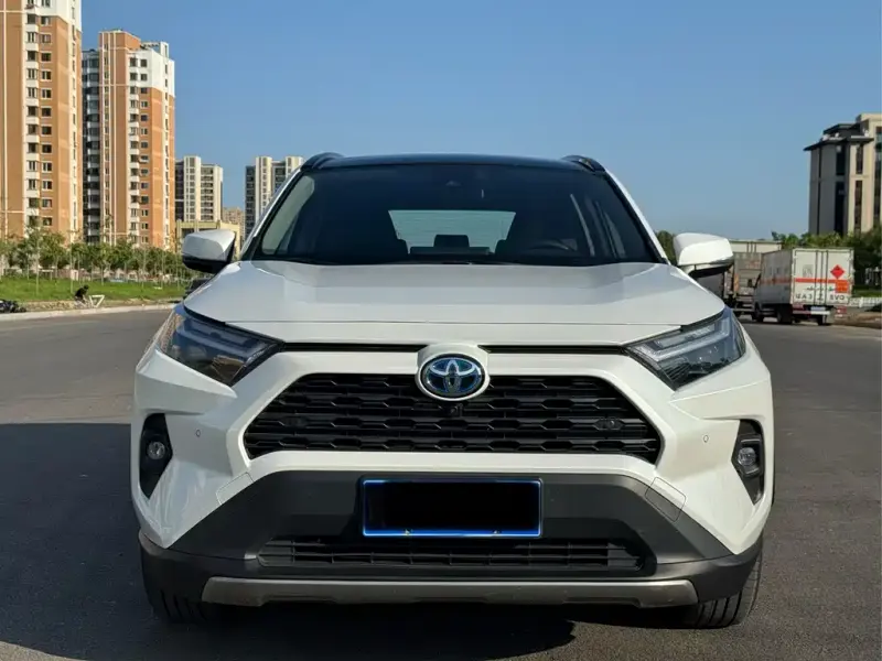 Toyota RAV4, 2025