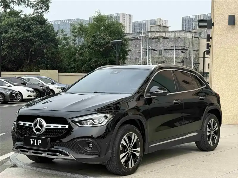 Mercedes-Benz GLA, 2022