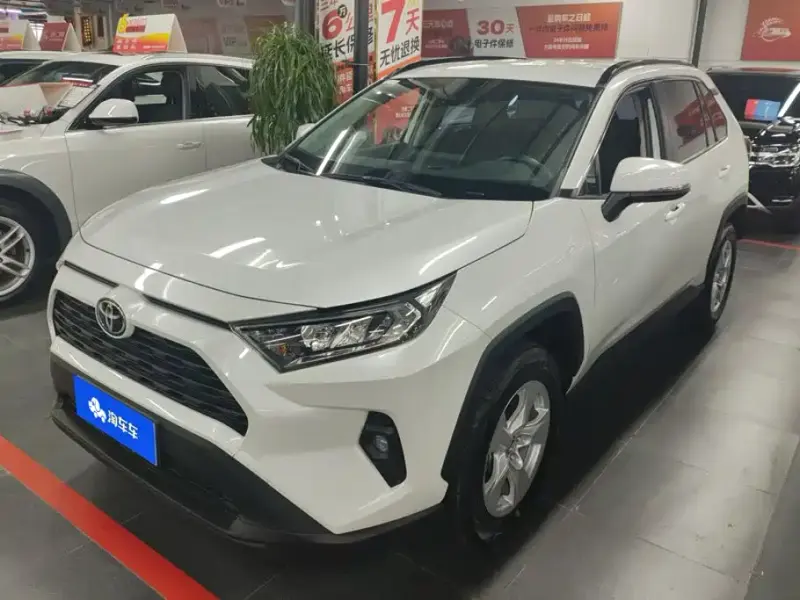 Toyota RAV4, 2024