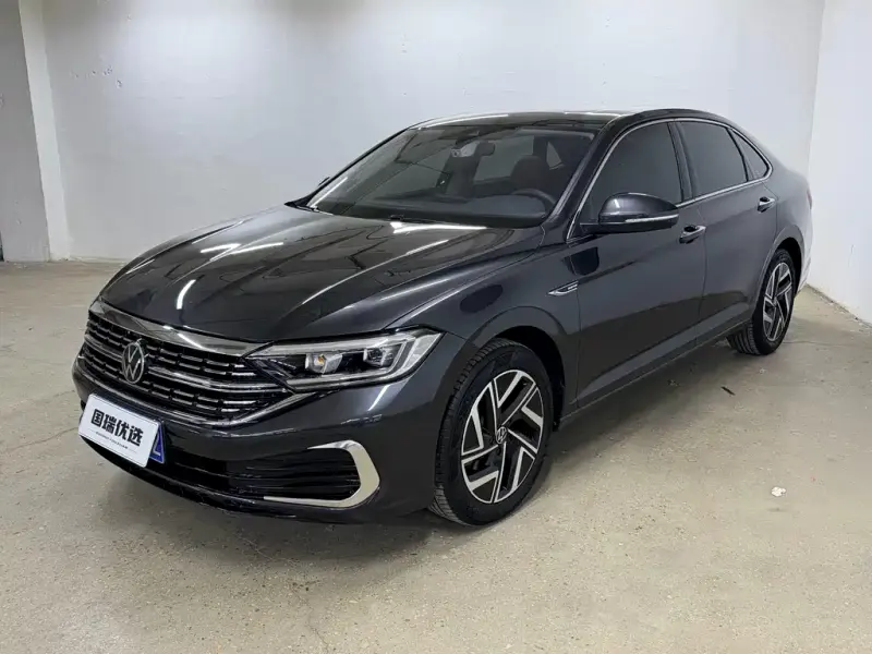 Volkswagen Sagitar, 2022