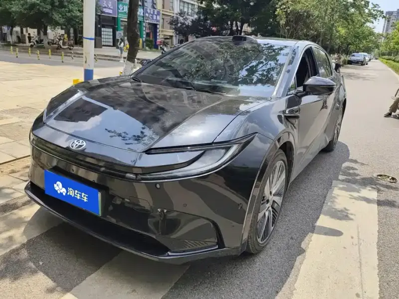 Toyota bZ5, 2025