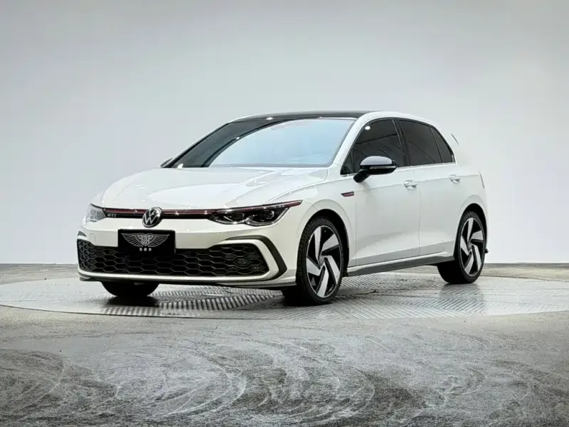 Volkswagen Golf GTI, 2022