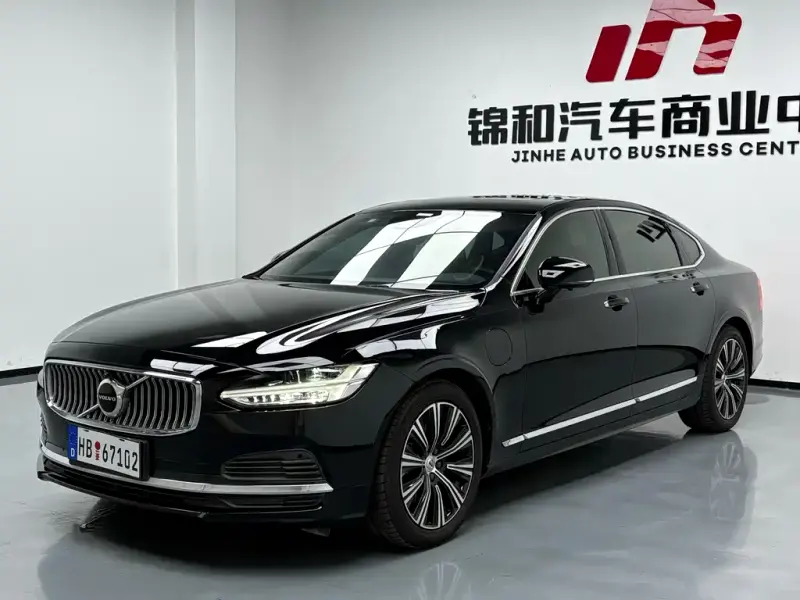 Volvo S90 PHEV, 2021