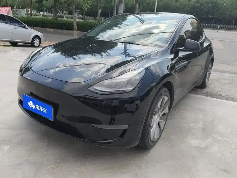 Tesla Model Y, 2021