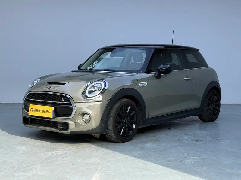 MINI MINI, 2018