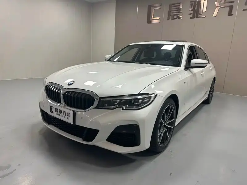 BMW 3 Series, 2021