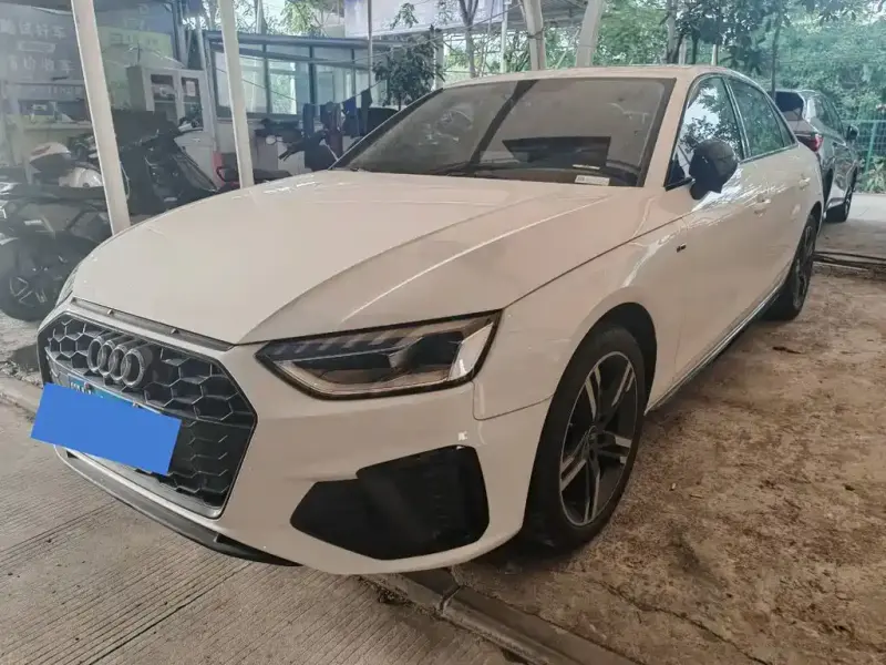 Audi A4L, 2022