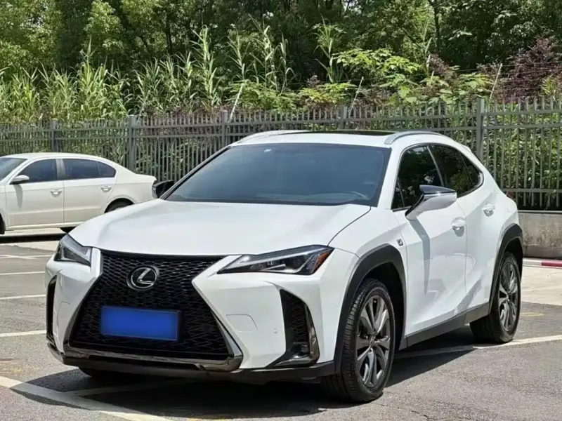 Lexus UX, 2019